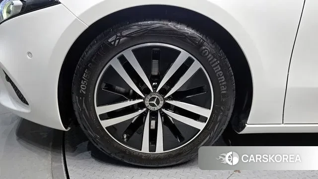 Mercedes-Benz A-Class W177 id 3625247 из Кореи 15