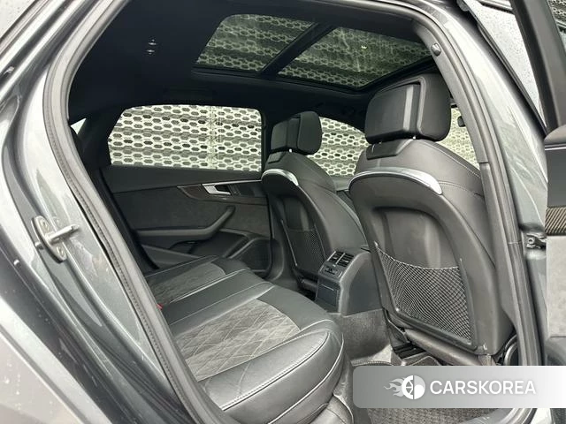 Audi A4L id 4290186 из Китая 14