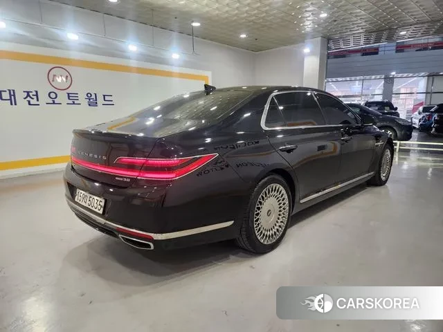 Genesis G90 id 3567847 из Кореи 15