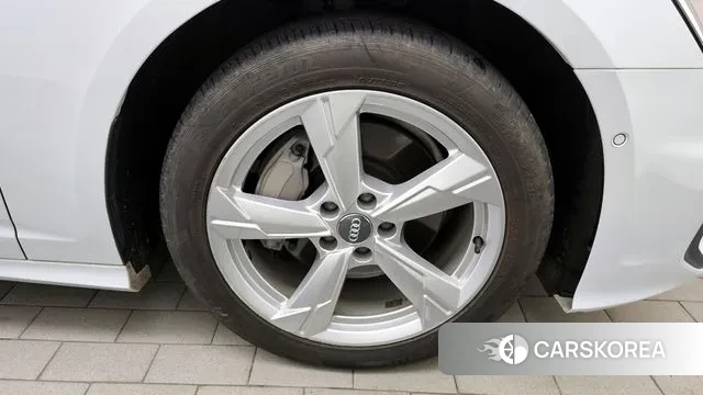 Audi A6 (C8) id 3692235 из Кореи 15