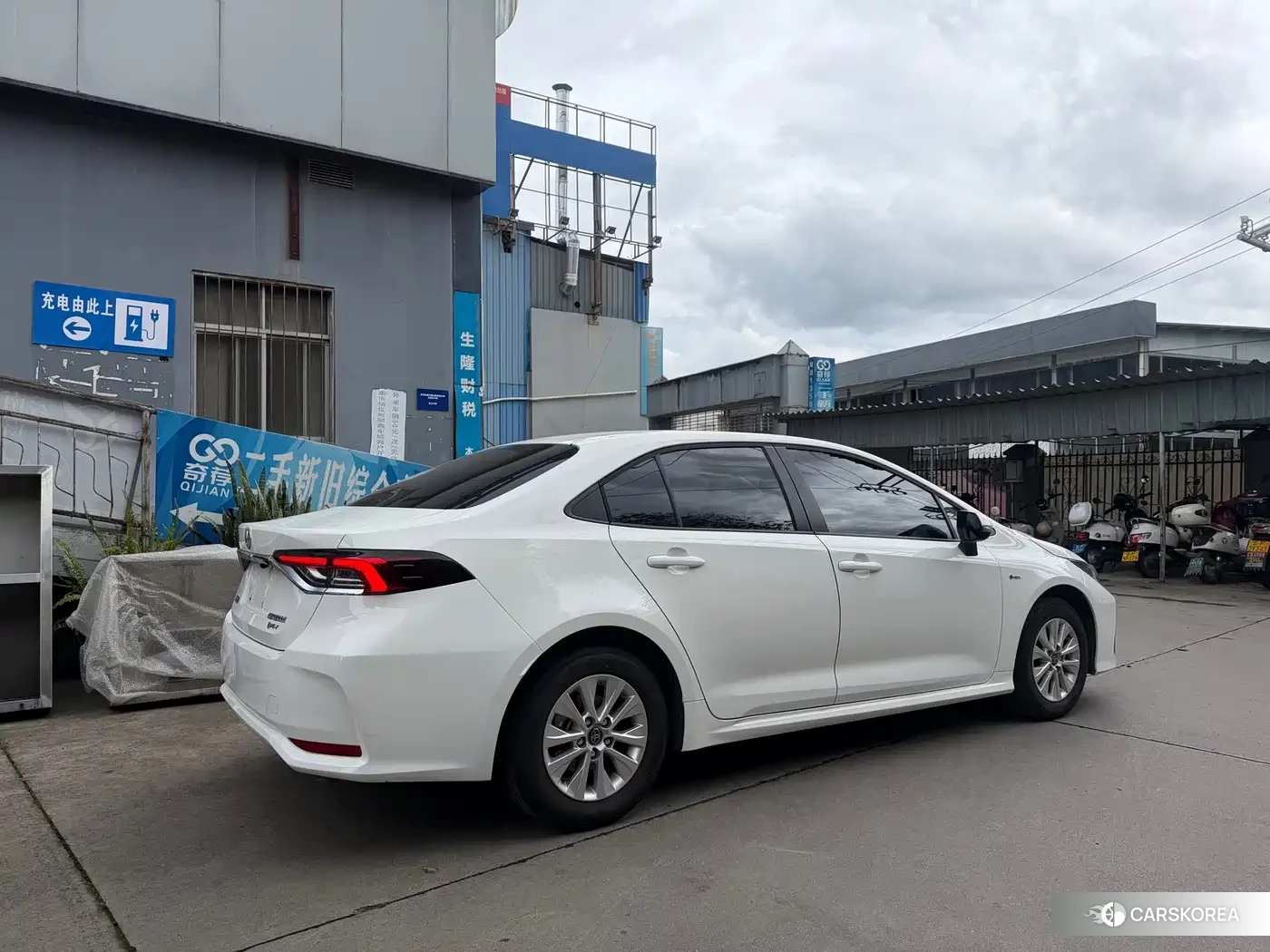 Toyota Corolla 2025 Белый из Китая, фото 5