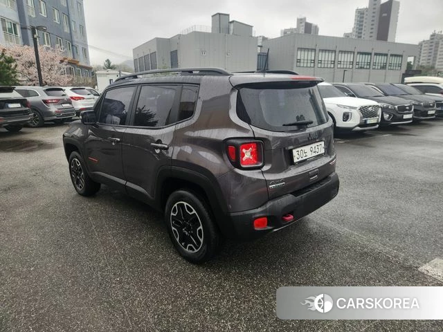 Jeep Renegade id 3917209 из Кореи 12