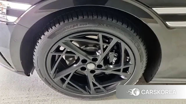 Genesis G90 (RS4) id 3615198 из Кореи 13