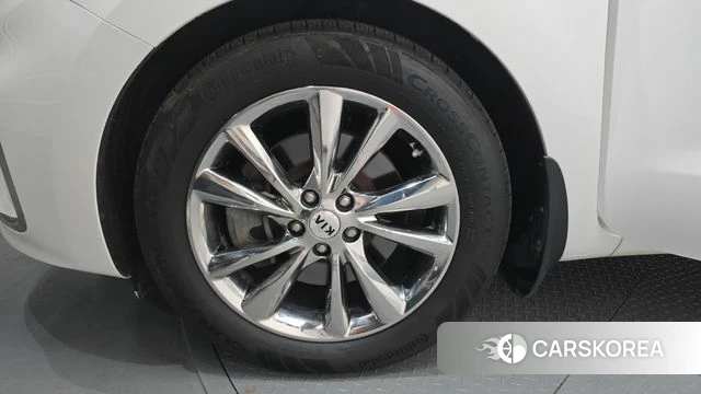 Kia The New Carnival id 4384692 из Кореи 28