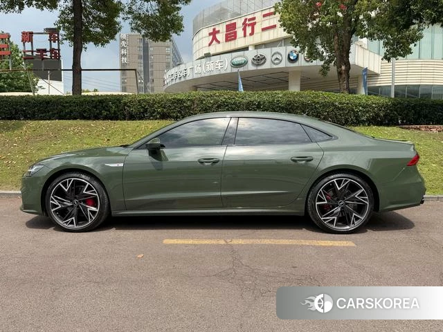 Audi A7L id 4298383 из Китая 8