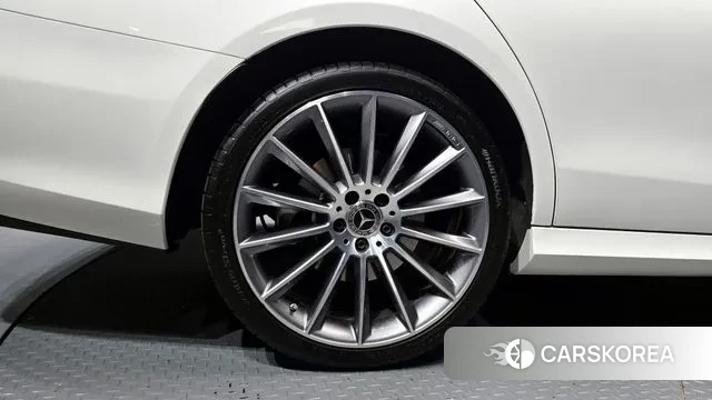 Mercedes-Benz E-Class W213 id 3759112 из Кореи 15