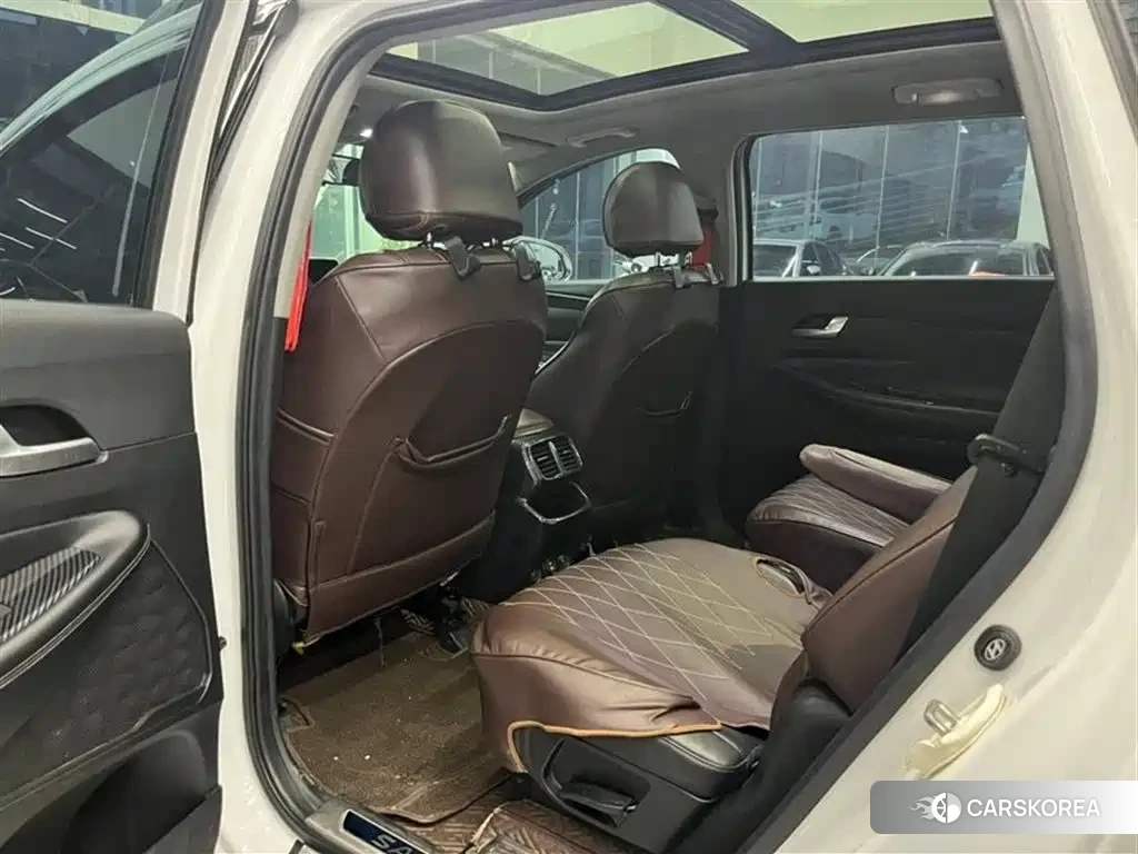 Hyundai Santa Fe 2021 Белый из Китая, фото 5