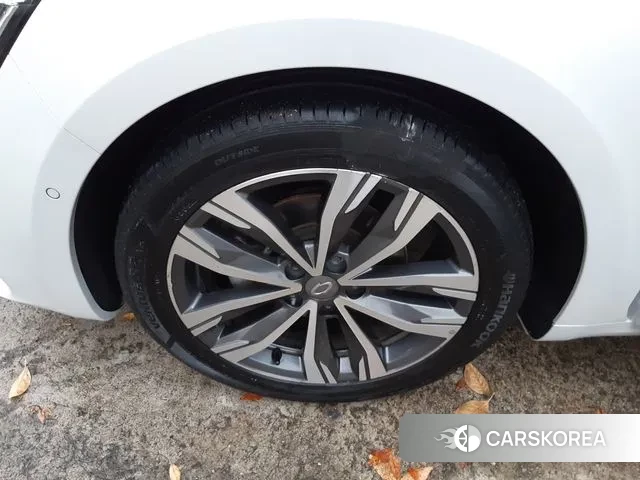 Renault Korea (Samsung) The New SM6 id 3406107 из Кореи 15