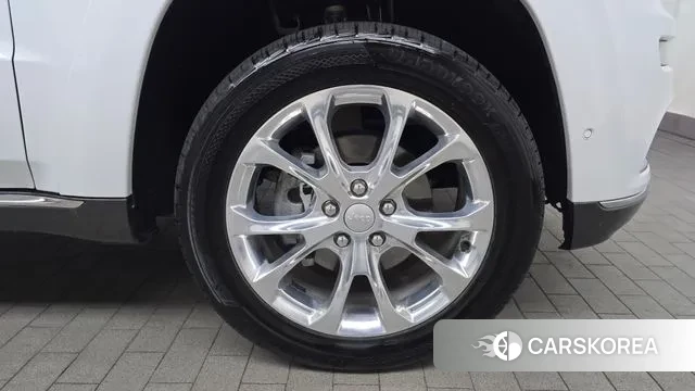 Jeep Grand Cherokee id 3681684 из Кореи 15