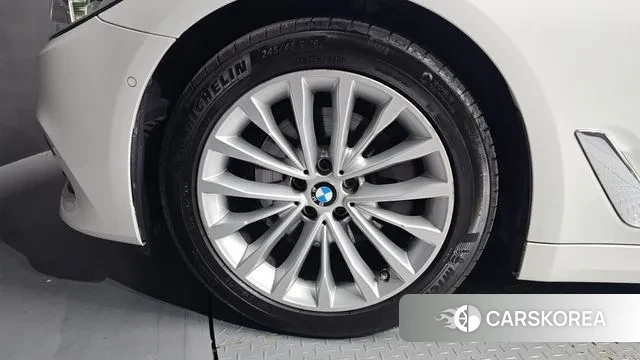 BMW 5 Series (G30) id 3403096 из Кореи 15