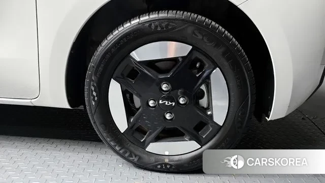 Kia The New Kia Ray EV id 3372201 из Кореи 15