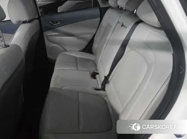 Hyundai Kona Electric 2021 Белый из Кореи, фото 5