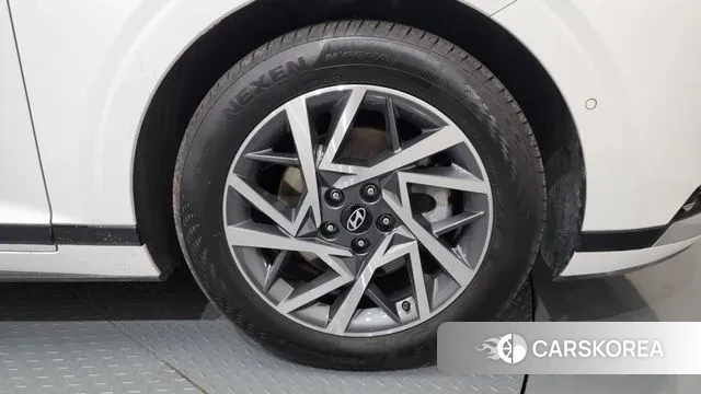 Hyundai Grandeur (GN7) id 3711650 из Кореи 15