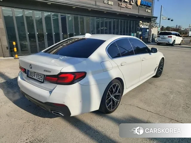 BMW 5 Series (G30) id 3581545 из Кореи 15