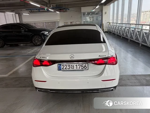 Mercedes-Benz E-Class W214 id 3695278 из Кореи 14
