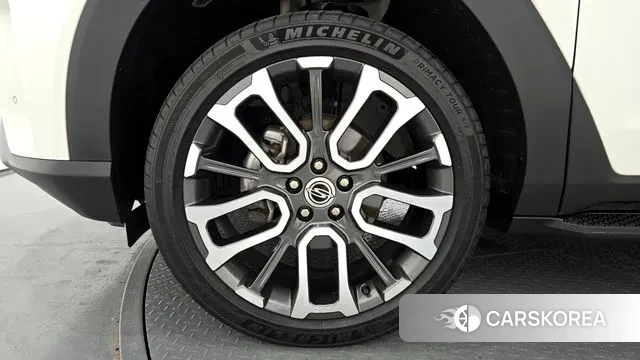 Ssangyong Torres id 3058701 из Кореи 15