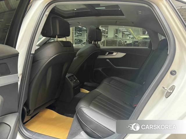 Audi A4L id 4300877 из Китая 15
