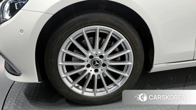 Mercedes-Benz E-Class W213 id 4292379 из Кореи 26