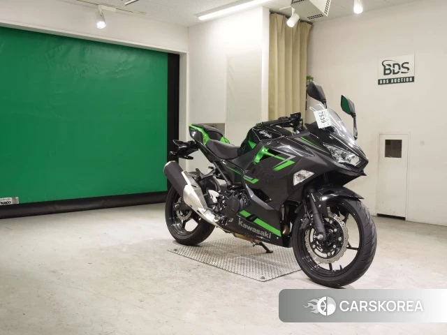 Проданный Kawasaki NINJA 400 2023 из Японии, фото 3