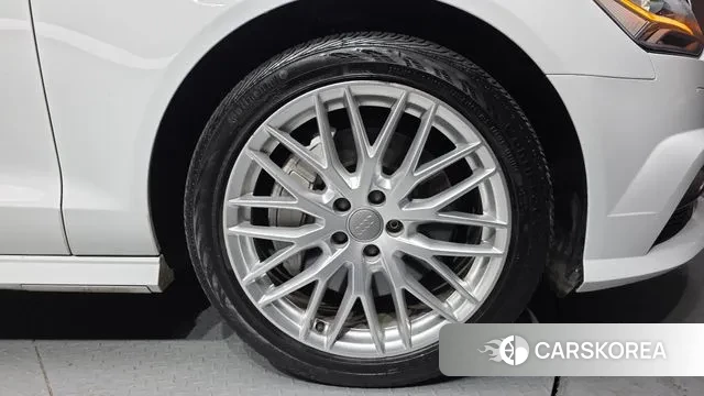 Audi New A6 id 3692622 из Кореи 15