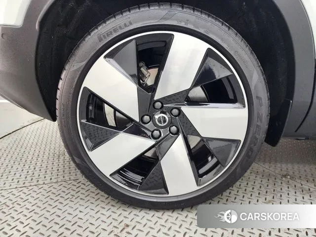 Volvo C40 Richards id 3021702 из Кореи 14