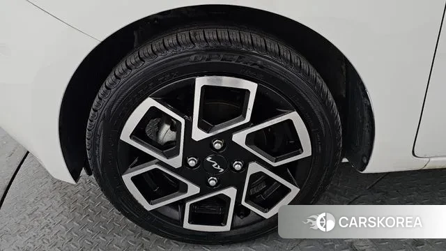 Kia The New Kia Ray id 3620415 из Кореи 15