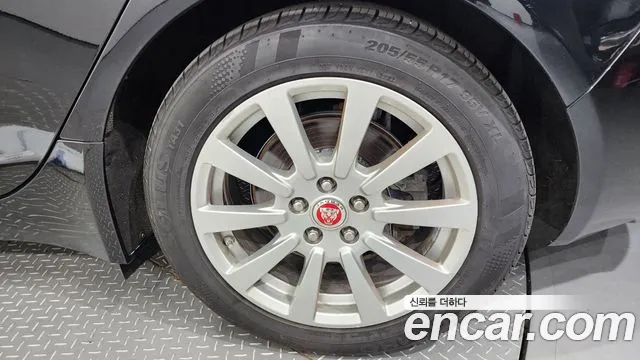 Jaguar XE id 2666454 из Кореи 15