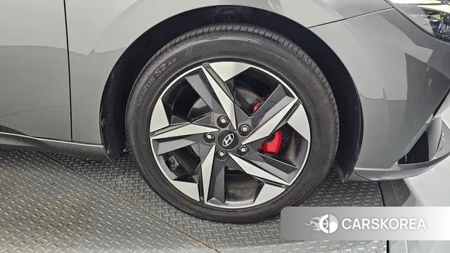 Hyundai Avante (CN7) id 3207383 из Кореи 15