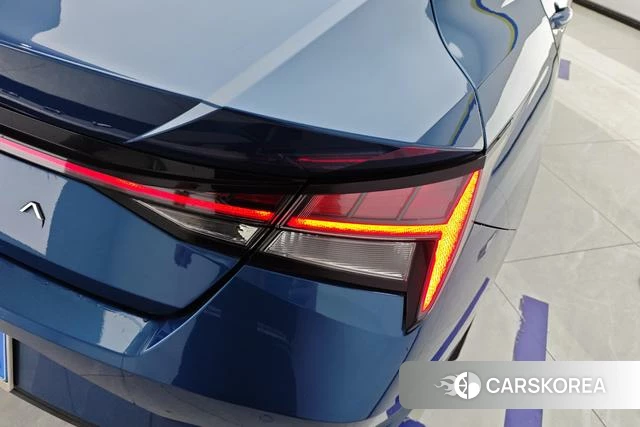 Hyundai Elantra id 4276091 из Китая 12