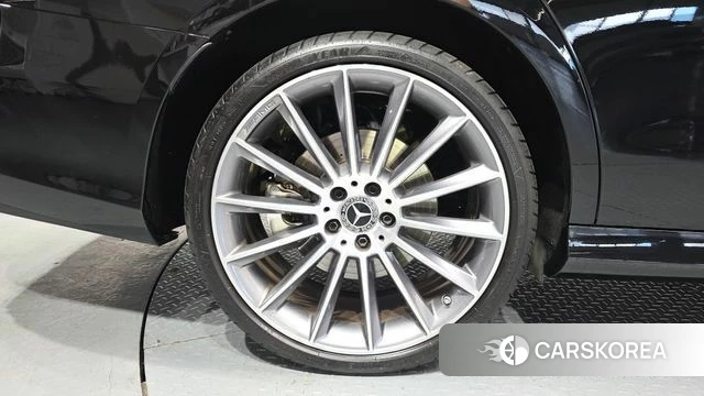 Mercedes-Benz E-Class W213 id 4195452 из Кореи 31