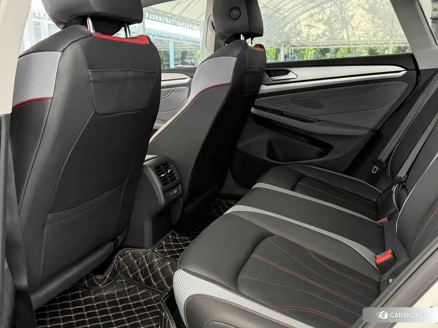 Volkswagen Lamando 2025 Белый из Китая, фото 5