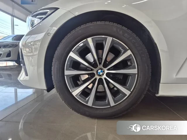 BMW 3 Series (G20) id 3538178 из Кореи 10