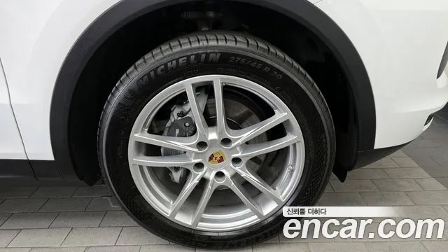 Porsche Cayenne (PO536) id 2876492 из Кореи 15