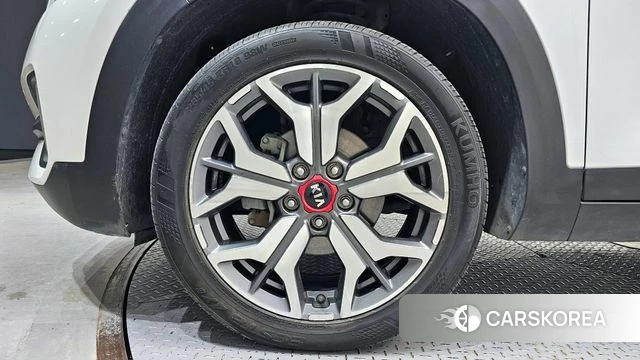 Kia Seltos id 4269052 из Кореи 25