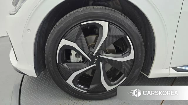 Kia EV6 id 4899137 из Кореи 32
