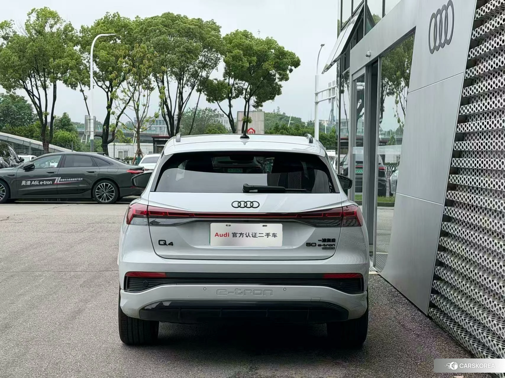Audi Q4 2023 Белый из Китая, фото 5
