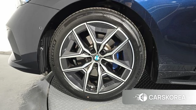 BMW 5 Series (G60) id 4549027 из Кореи 15
