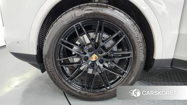 Porsche Cayenne (PO536) id 4354303 из Кореи 33