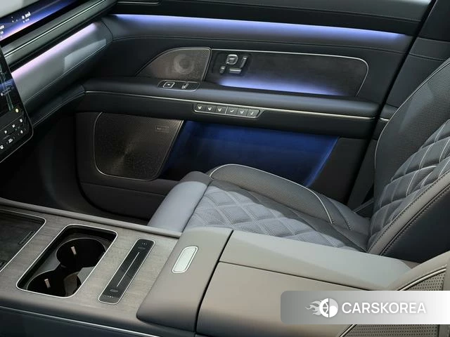 Weilai ES8 id 3920530 из Китая 31