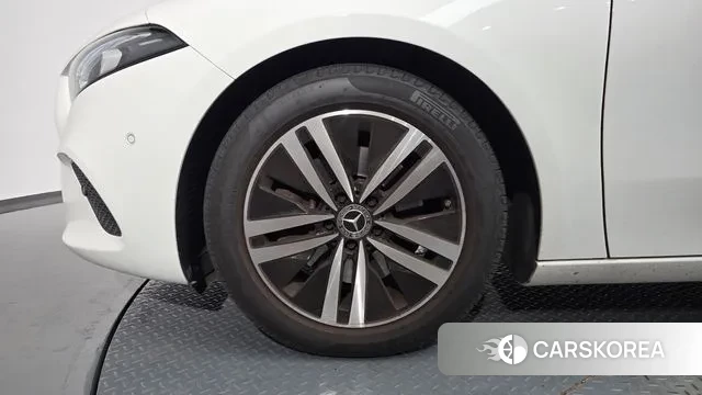 Mercedes-Benz A-Class W177 id 3433536 из Кореи 15