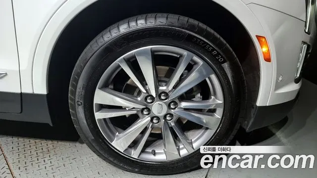 Cadillac XT5 id 2227483 из Кореи 15