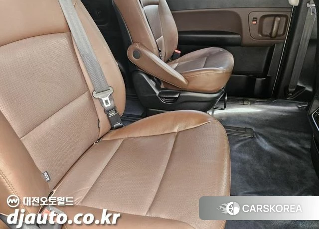 Hyundai The New Grand Starex id 4937251 из Кореи 7