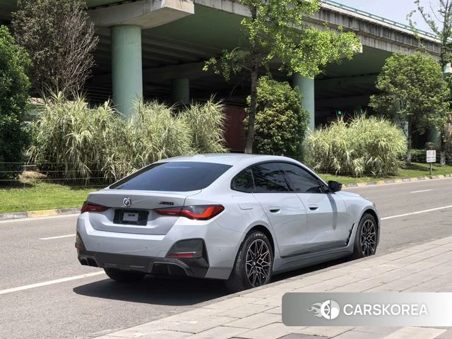 BMW i4 2024 Темно-серый из Китая, фото 5