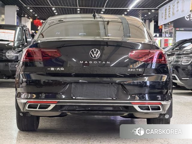 Volkswagen Magotan 2023 Черный из Китая, фото 5