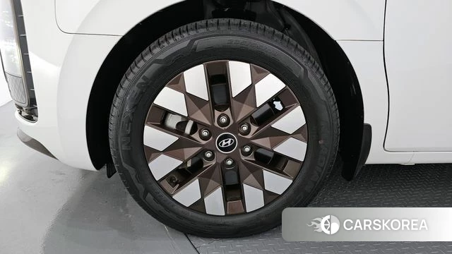 Hyundai Staria id 4388572 из Кореи 15