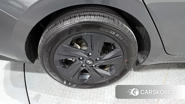 Hyundai Avante (CN7) id 3420789 из Кореи 15