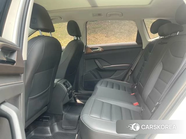 Volkswagen Tuyue 2022 Белый из Китая, фото 5