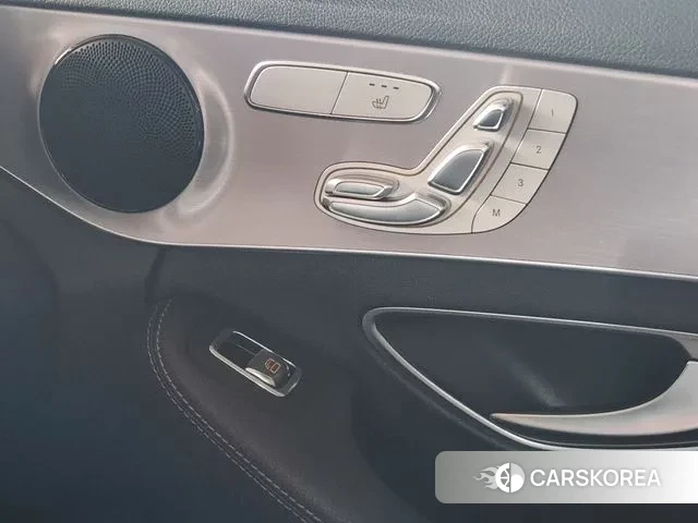 Mercedes-Benz C-Class W205 2020 Черный из Кореи, фото 5