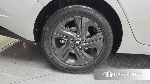 Hyundai Avante (CN7) id 4350838 из Кореи 31