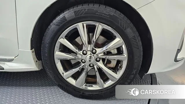 Kia The New Carnival id 3270312 из Кореи 15